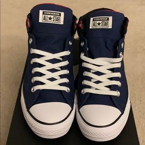 🔥*Brand New* Blue and Red Converse🔥